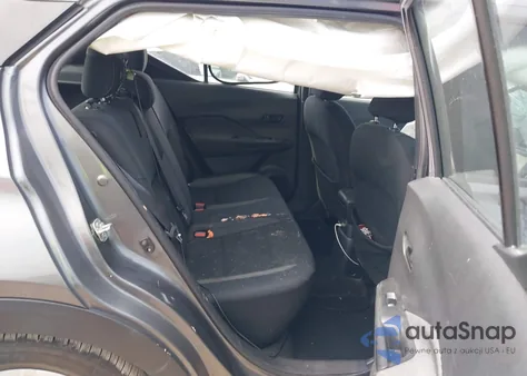 2019 Nissan Kicks S z USA, uszkodzony, nr VIN 3N1CP5CU8KL561902